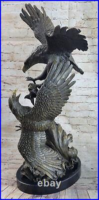 Signed Magnificent two Fighting American Eagle Bronze Statue Decoration Sale